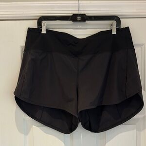 Lululemon Speed Up 4” high rise shorts